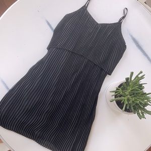 BCBGeneration Pleated Shift Dress Black size XXS